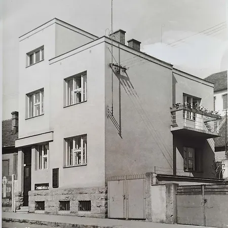 公寓 Vichova Vila_1935 - Funkcionalisticky Skvost V Horicich V Podkrkonosi